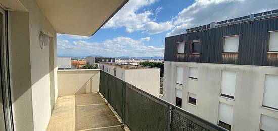 Appartement 3 pièces de 70 m² avec balcon et garage - Secteur La Glacière