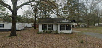 6102 Bullock Sts, Pine Bluff, AR 71602