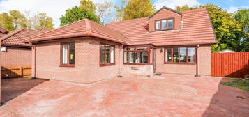 4 bedroom detached bungalow for sale