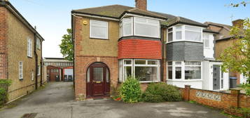 1 bed semi-detached house for sale