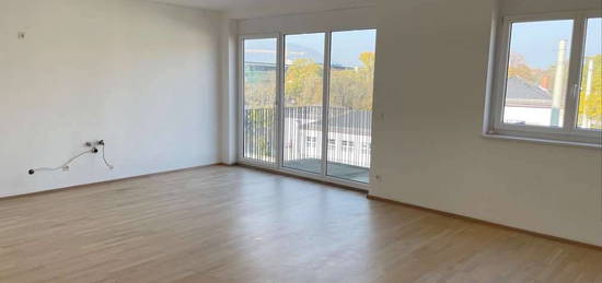 Lichtdurchflutete, barrierefreie Wohnung mit Balkon