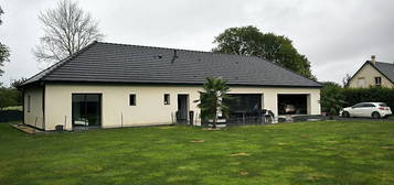 Maison contemporaine de plain-pied  à vendre, 6 pièces, 3 chambres, 165 m²