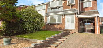 3 bed semi-detached house for sale