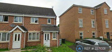 3 bedroom semi-detached house