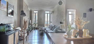 MARSEILLE 13007 -  SECTEUR SAINT-LAMBERT - RUE D' ENDOUME - APPARTEMENT 2 PIECES RENOVE - AU CALME - 1 CHAMBRE -