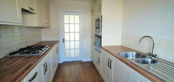 3 bed terraced house to rent