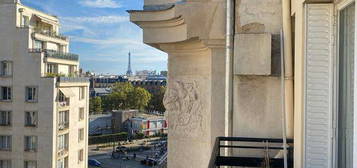 Paris 17 charmant studio 31 m2 avec balcon 3.6 m2