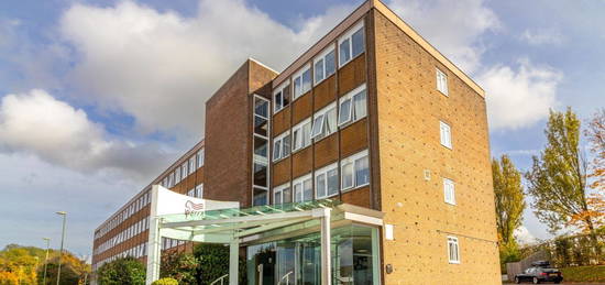 Flat to rent in Wella House Wella Road, Basingstoke, Hampshire RG22