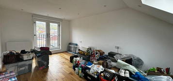 1 bedroom semi-detached house to rent