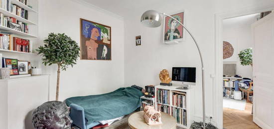 Appartement 2 pièces de 40 m² en vente dans le 10ème arrondissement de Paris - Idéal pour primo-accédants ou investisseurs