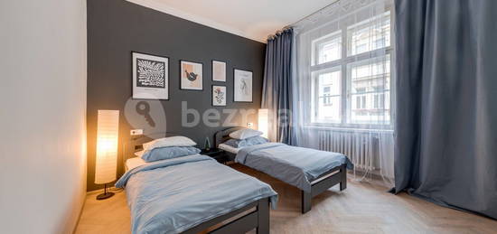 Pronájem bytu 1+1 33 m², Víta Nejedlého, Praha