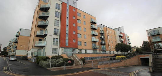 2 bed flat to rent