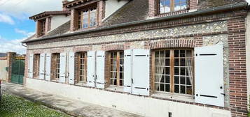 Maison Dreux Sortie 6 pièce(s) 144 m2