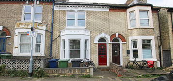 2 bed terraced house for sale