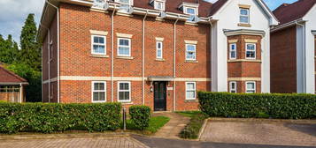 Flat to rent in Wiltshire Road, Wiltshire Place Wiltshire Road RG40