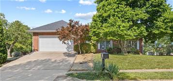 3107 S Rodeo Dr, Columbia, MO 65203