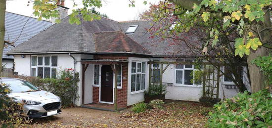 4 bedroom detached bungalow for sale