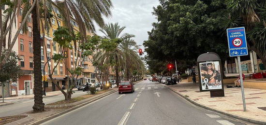 Piso en Santa Cristina - San Rafael, Málaga