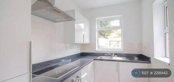 2 bedroom semi-detached house