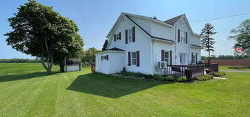 457 Hamilton Rd, Halifax Parish, PE C0B 1V0