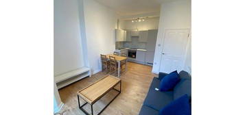 Terraced house to rent in Endlesham House, London SW12