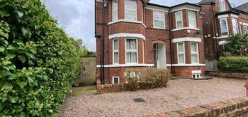 Flat to rent in York Road, Chorlton Cum Hardy, Manchester M21