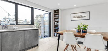 Maisonette for sale in Furness Road, London SW6