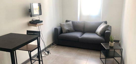 Location appartement 1 pièce 18 m²