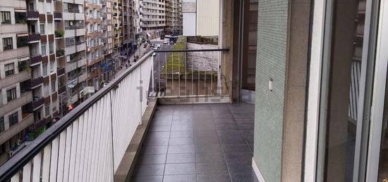 Piso en venta en Rúa Papa Juan XXIII, Centro