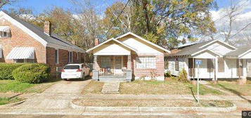 1116 Isaiah Montgomery St, Jackson, MS 39203