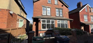 4 bedroom terraced house to rent