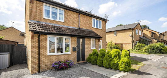 2 bed semi-detached house for sale