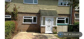 2 bedroom terraced house