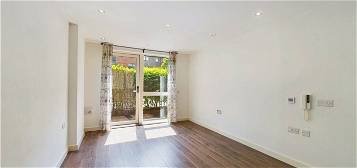 Flat to rent in Armstrong Road, London NW10