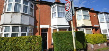 5 bedroom terraced house