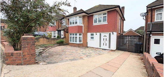 Detached house to rent in Sudbury Court Road, Harrow HA1