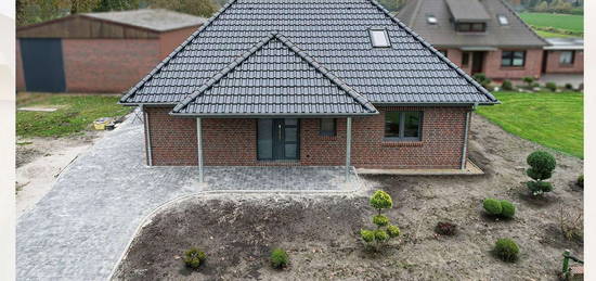 NEUBAU - Bungalow mit Carport