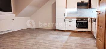 Pronájem bytu 2+kk 50 m², Hrdlořezská, Praha