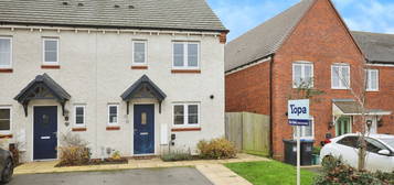 2 bed semi-detached house for sale