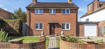 4 bedroom detached house