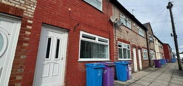 2 bedroom terraced house