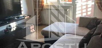 Apartament cu 3 camere, Mobilat, Utilat, Complex Studentesc