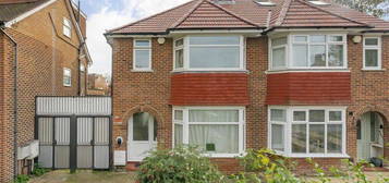 Property for sale in Cotswold Gardens, London NW2