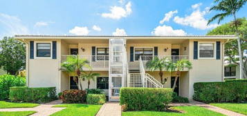 9 Stratford Dr E Apt D, Boynton Beach, FL 33436