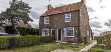 2 bed semi-detached house to rent