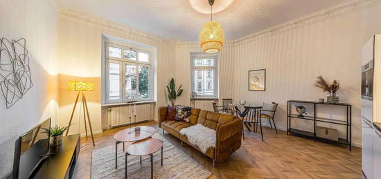 *Saniertes 2-Zimmer Altbau-Apartment im Szeneviertel Schleußig - Provisions- & Bezugsfrei*