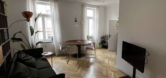 3 Zimmerwohnung Altbau Frankfurt Nordend mit großem Balkon