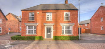 4 bed detached house for sale