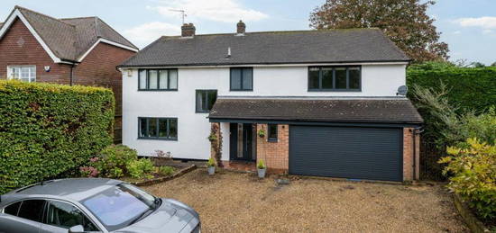 5 bedroom detached house for sale