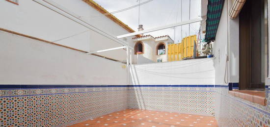 Casa adosada en venta en Calle Santa Bárbara, Peligros